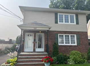 149 Canterbury Rd FLOOR 2, Williston Park, NY 11596