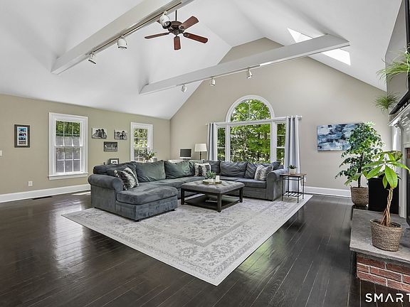 3rd image of 239 Keeler Drive