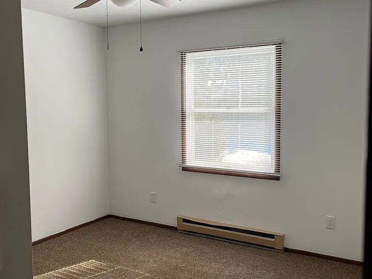 Bank Street Apartments — Photo 9