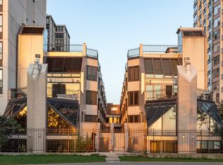 5747 N Sheridan Rd APT GH, Chicago, IL 60660