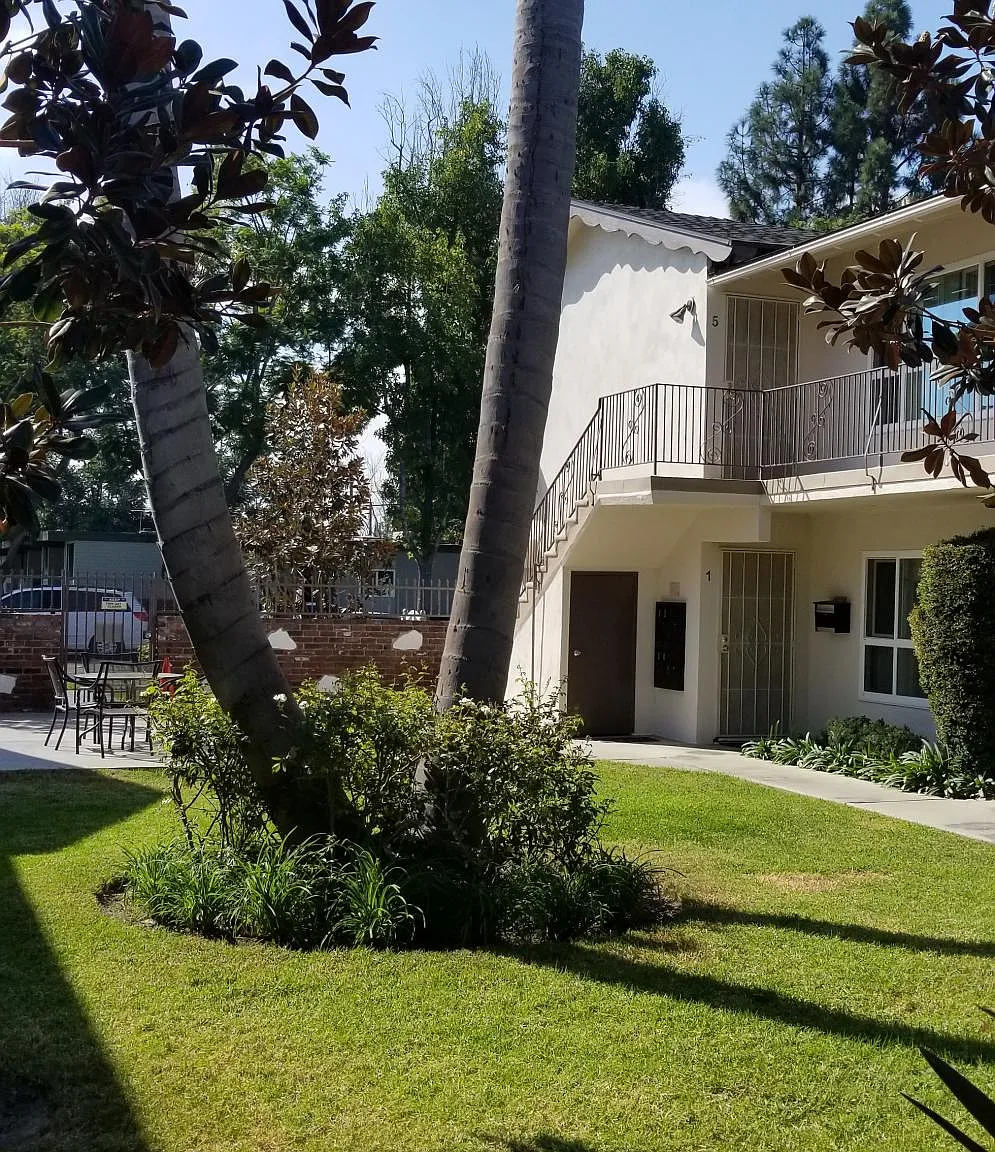 1 bed, 650 sqft, $1,825 — Photo 2