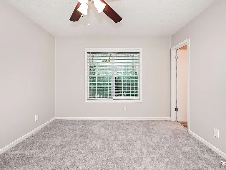8990 Sterling Ridge Ln — Photo 13