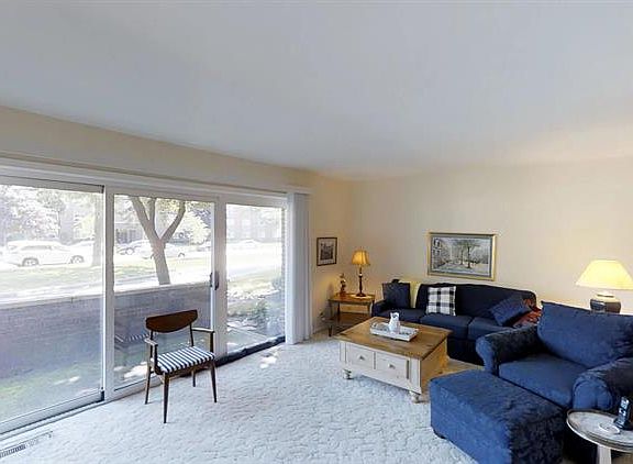 3rd image of 1030 S Fernandez Ave APT 1T