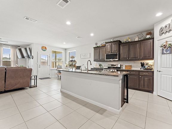3rd image of 7521 Iron Mountain Rd