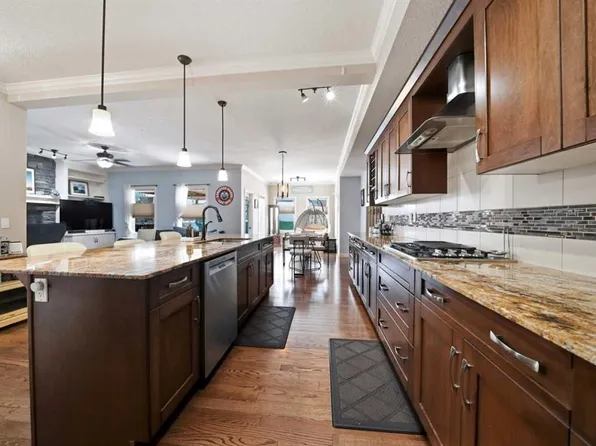 247 E Kingston Way SE, Airdrie, AB T4A 0K4