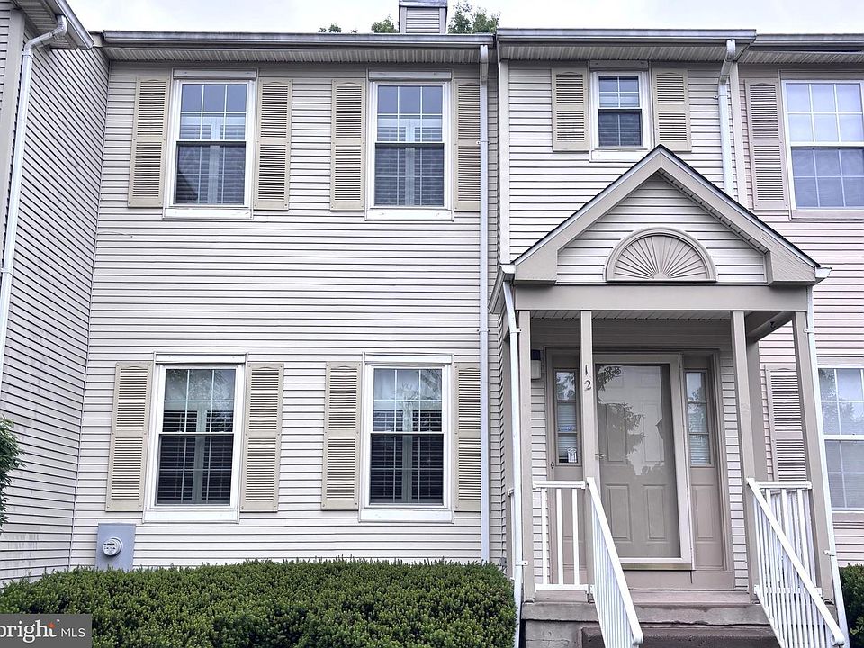 1st image of 12 Tasley Ct