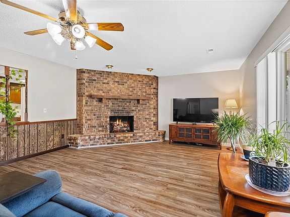 3rd image of 2443 S 26th St