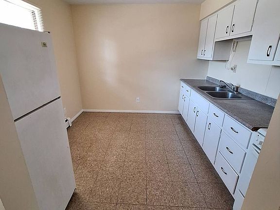 2nd image of 355 North Dr #11