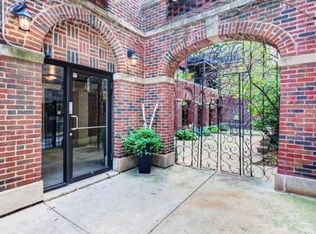 643 W Roscoe St APT B2, Chicago, IL 60657