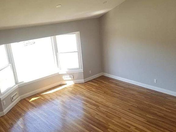 3rd image of 3255 Bertha Dr