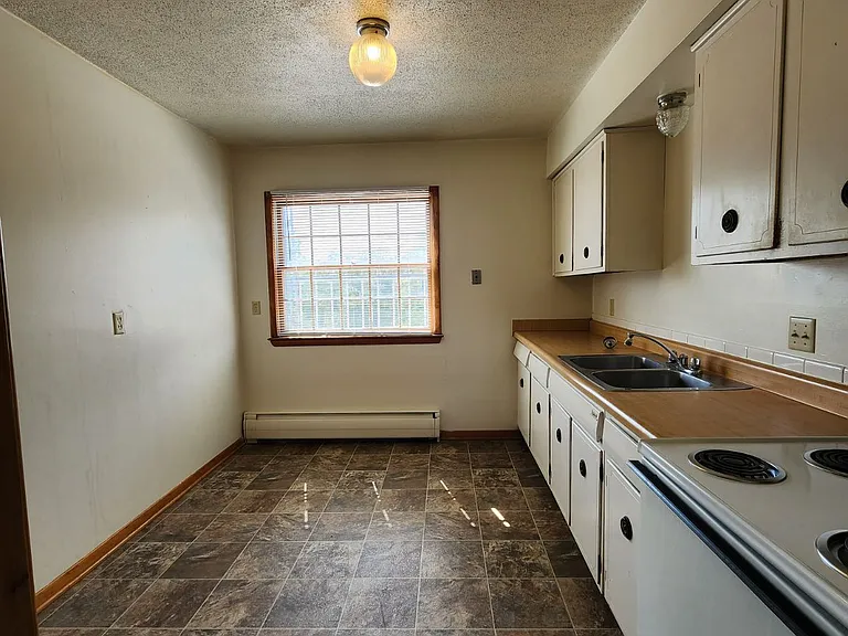 905 W Benton Street — Photo 20