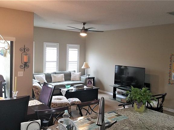 5th image of 2231 Seven Oaks Dr