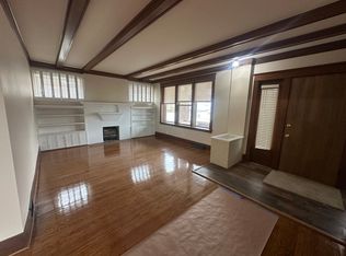 116 N Court St #1, Crown Pt, IN 46307