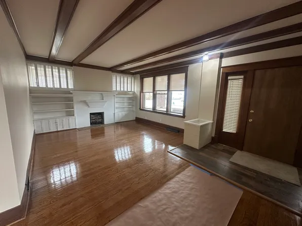 116 N Court St #1, Crown Pt, IN 46307