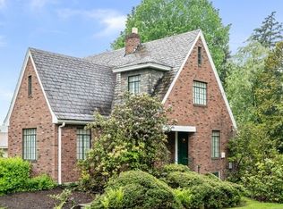 1937 Woodside Rd, Glenshaw, PA 15116