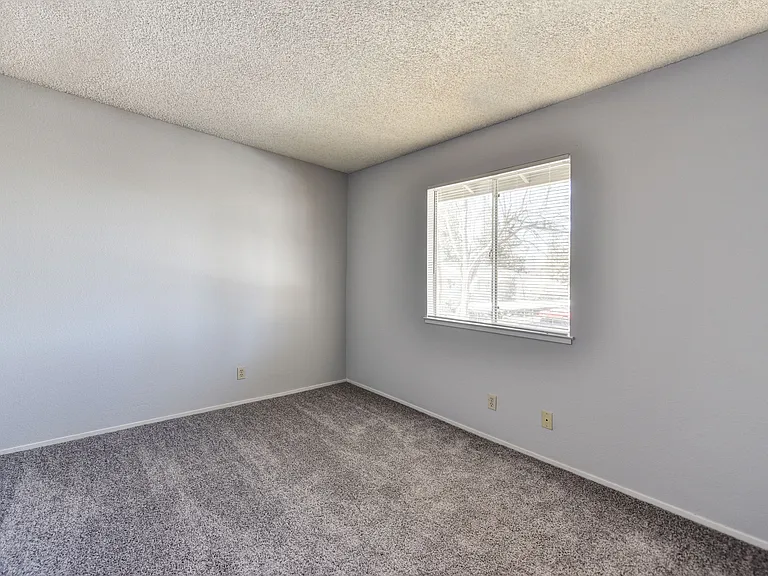 Quail Pointe — Photo 29