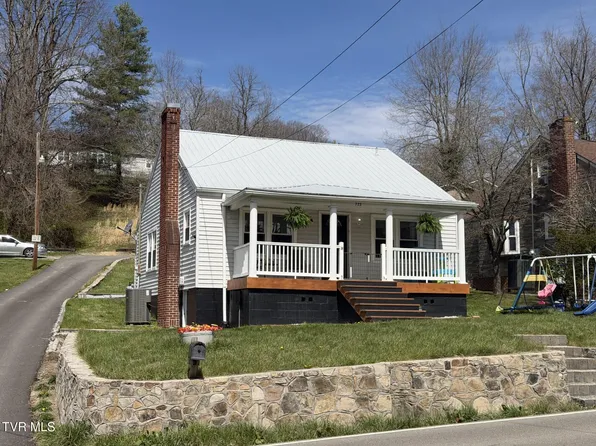 723 Park Ave NE, Norton, VA 24273