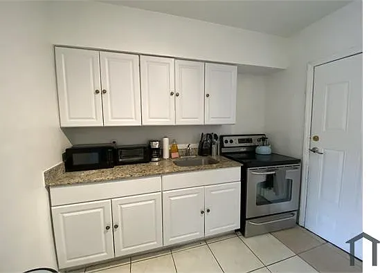 7020 N Miami Ave #3 — Photo 4