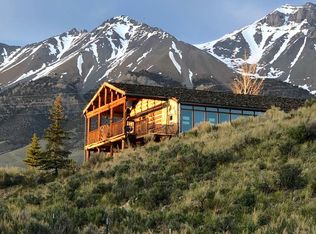 4718 Old Loop Rd, Mackay, ID 83251