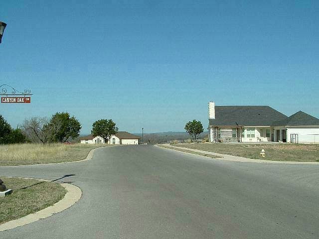2nd image of 805 Lacey Oak Cir