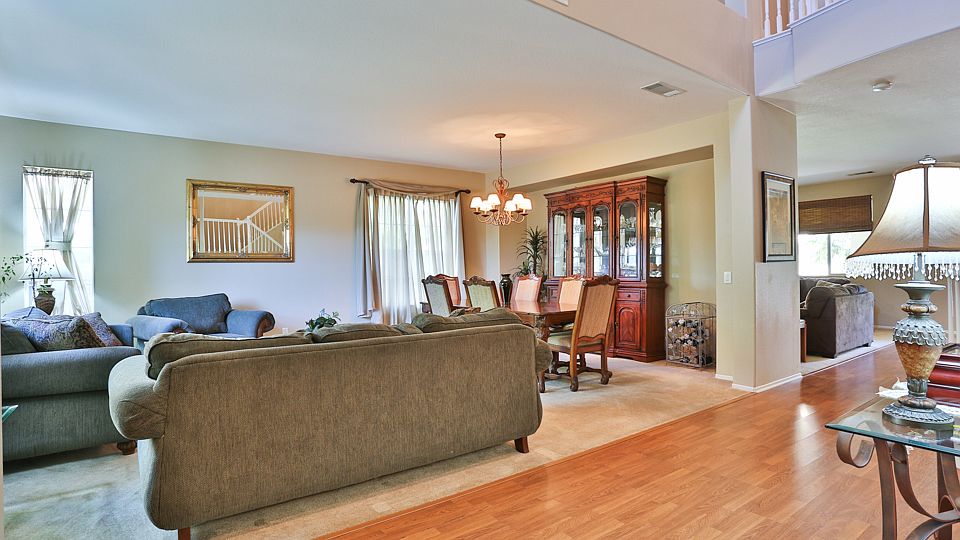 Enter to Living Room