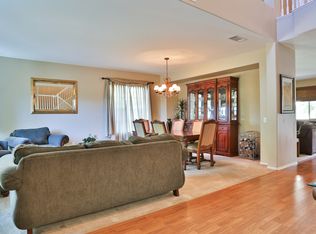 2106 Old Heritage Rd, Riverside, CA 92503