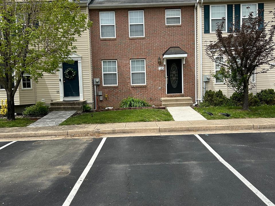 1st image of 163 Lexington Ct #163
