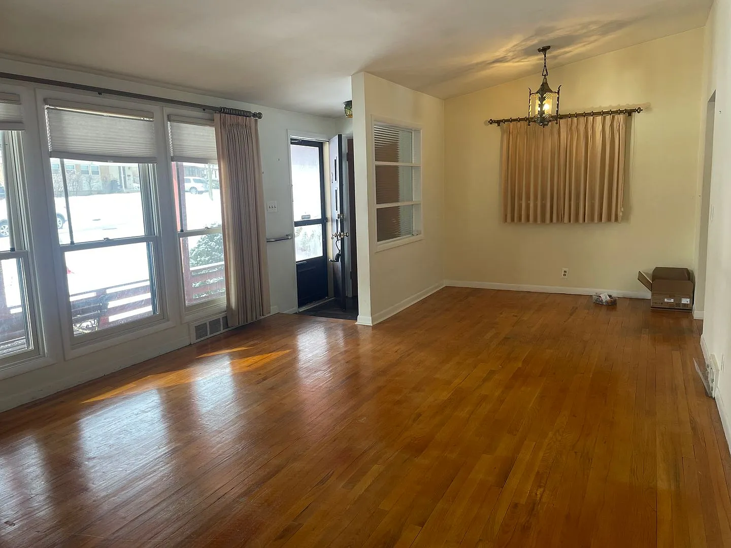 4-Bedroom 1.5 Bathroom Ranch Home — Photo 1