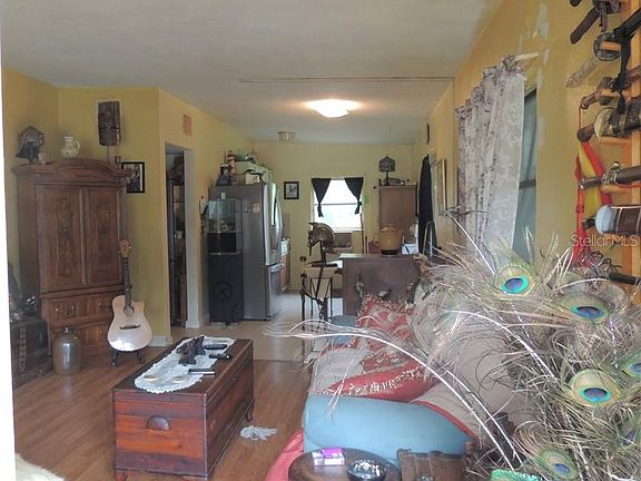 3rd image of 6501 86th Ave