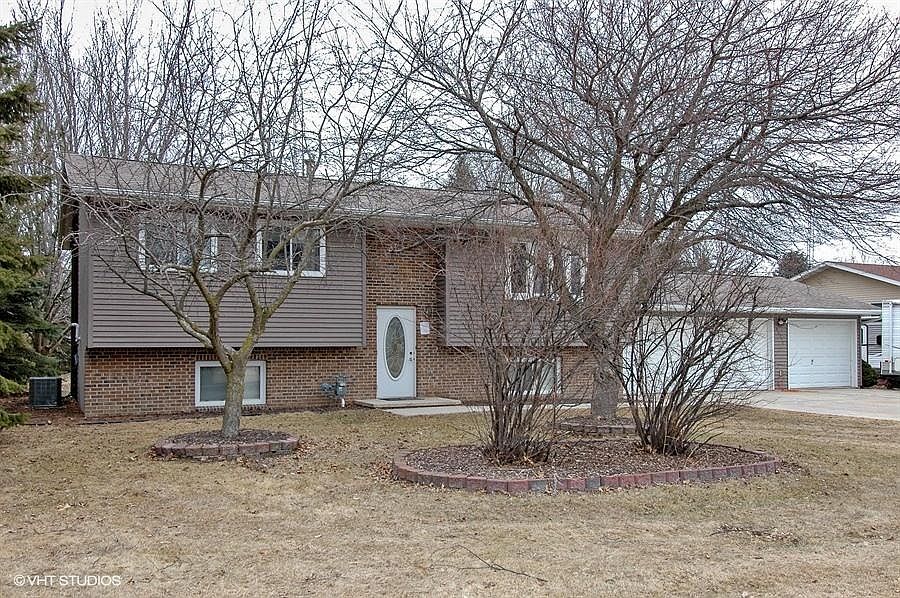 1st image of W6254 Park Dr
