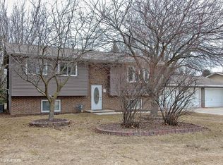 W6254 Park Dr, Burnett, WI 53922