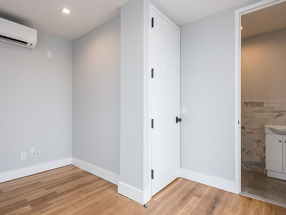 5th image of 34 Belvedere St #4A