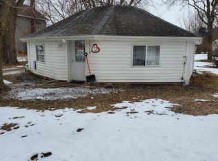 1521 Benton Ave E, Albia, IA 52531
