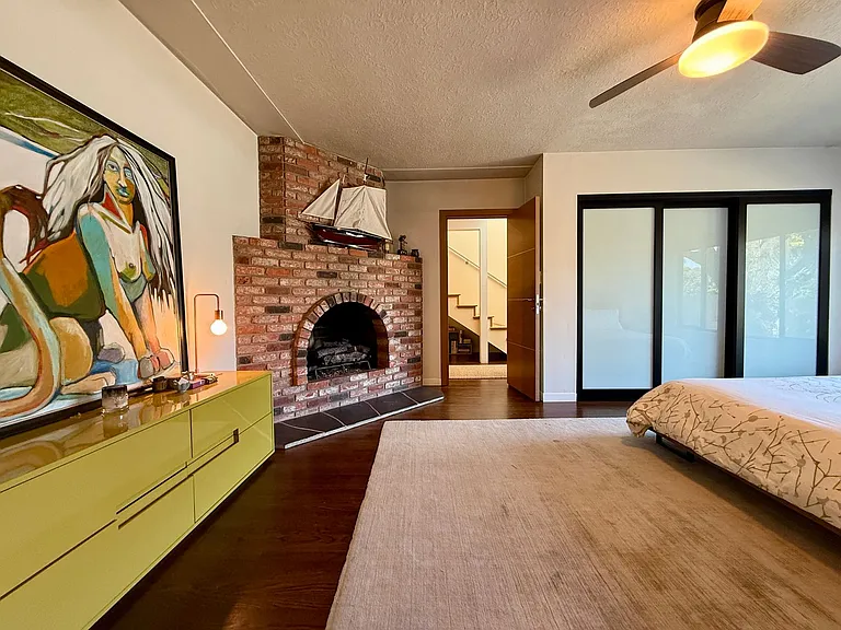 4221 Hill St — Photo 7
