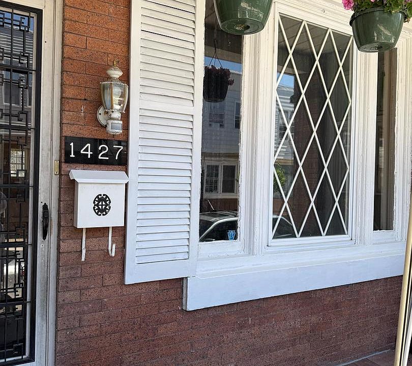 1st image of 1427 S Etting St