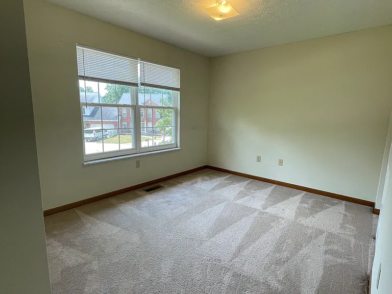 816 Woodsedge Dr #816 — Photo 14
