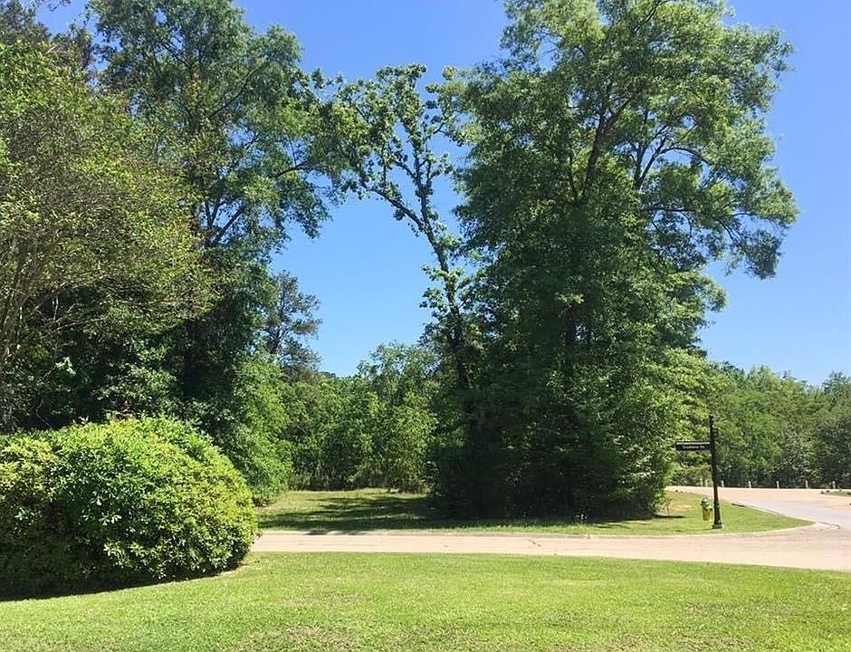 1st image of 175 River Oaks Dr