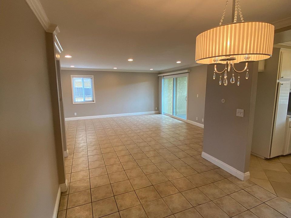 1st image of 434 W 223rd St Unit 128
