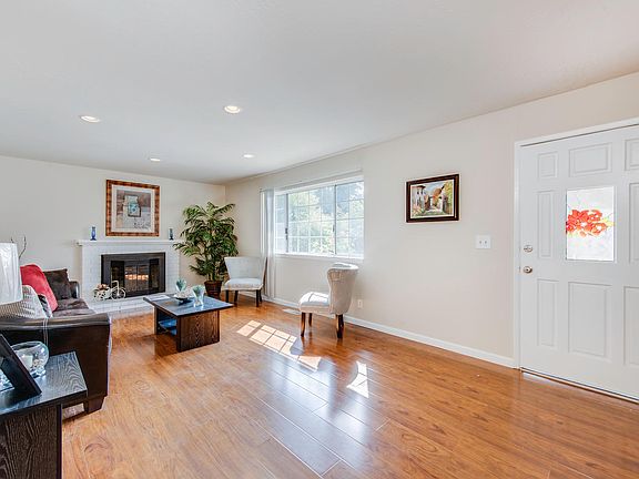 2nd image of 357 War Admiral Ave