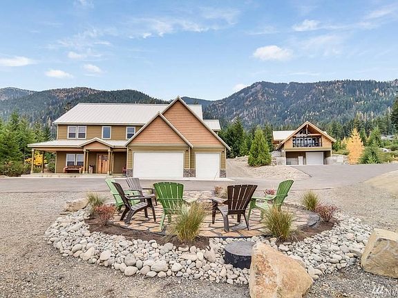 Outdoor gas fire pit for your evening enjoyment.