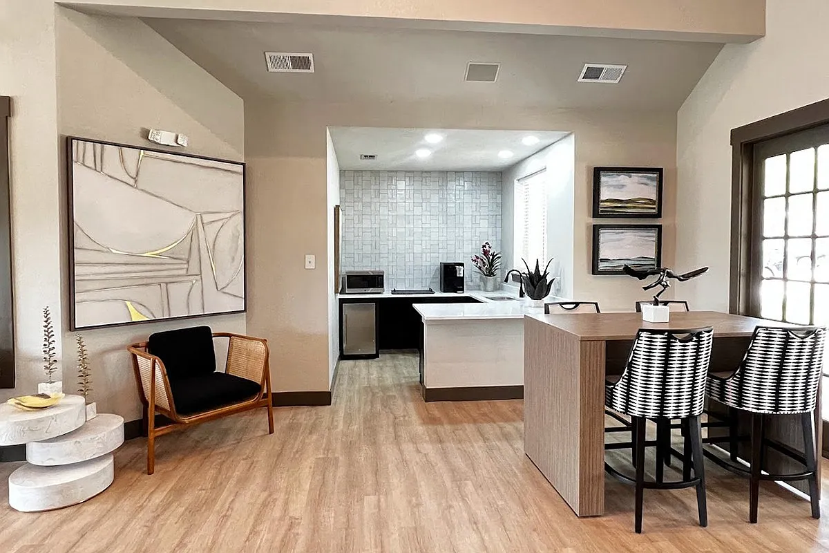 MacArthur Ridge Apartments — Photo 3