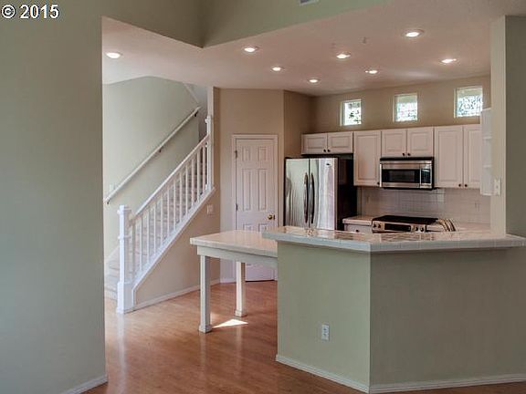 3rd image of 6347 NE Copper Beech Dr