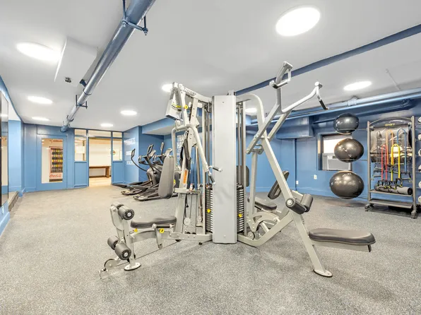 244 West 64th Street image 4 of 10