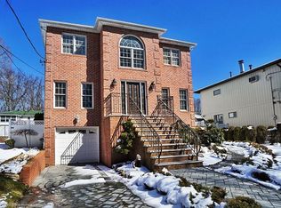 97 Tuckahoe Ave, Staten Island, NY 10312