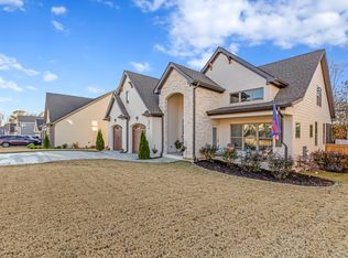 8870 Silver Maple Dr, Ooltewah, TN 37363