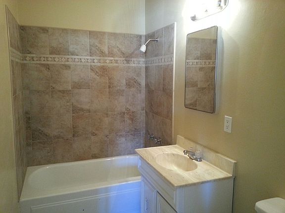 4th image of 1203 W Rosewood Ct APT D