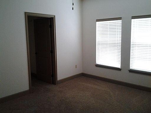 2nd image of 1100 SW 6th Ave APT 306