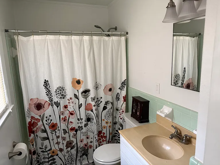 2615 Huntington Rd — Photo 16