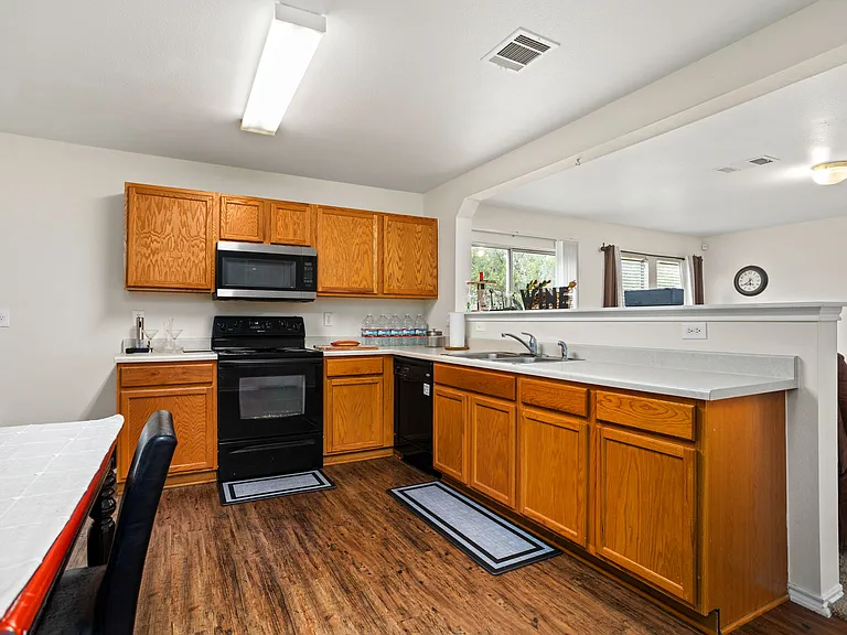 12411 Tallow Cir — Photo 10