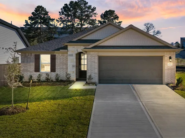 19737 Flag View Dr, Montgomery, TX 77316